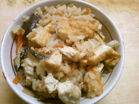 意外と 絶品！ 厚揚げで 炊き込みご飯！