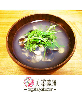 しじみと大葉のお吸いもの　薬膳　気滞