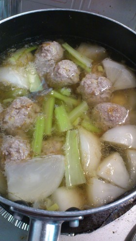 かぶと肉団子のスープ