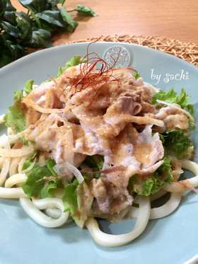 ピリ辛ゴマだれ☆冷しゃぶサラダうどん